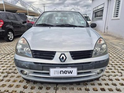 Usata Renault Clio II Authentique 60 CV (44 kW) 2004 Grigio Berlina