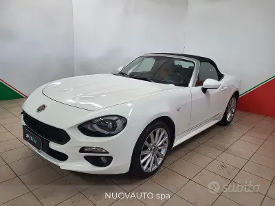 Gebraucht Fiat 124 Spider Lusso 140 PS (102 kW) 2018 Weiß Cabrio