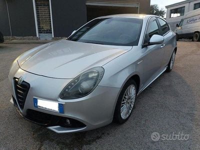 Gebraucht Alfa Romeo Giulietta Exclusive 140 PS (102 kW) 2012 Grau Kleinwagen