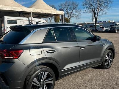 Grigio Usata 2022 VW T-Roc R-line SUV | 29.600 € (Molto cara)