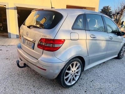 Usata Mercedes B200 2006 Grigio Monovolume