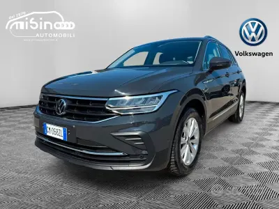 Usata VW Tiguan Elegance 150 CV (110 kW) 2023 Grigio SUV