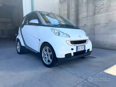 Usata Smart ForTwo Cabrio Passion 84 CV (61 kW) 2009 Bianco Cabrio