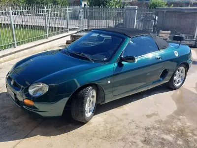 Usata MG F 120 CV (88 kW) 1997 Verde Cabrio