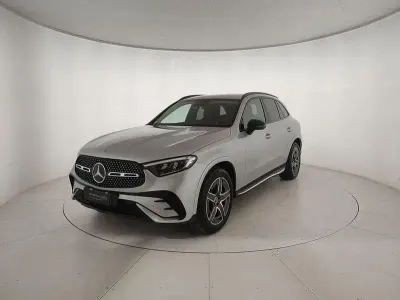 Usata Mercedes GLC300e Advanced 333 CV (244 kW) 2025 Argento SUV