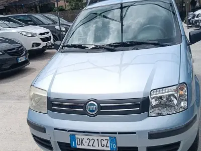Usata Fiat Panda Dynamic 69 CV (50 kW) 2007 Blu Utilitaria