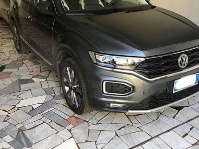 Usata VW T-Roc Advance 150 CV (110 kW) 2019 Grigio SUV