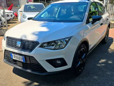 Usata Seat Arona Style 95 CV (69 kW) 2019 Bianco SUV