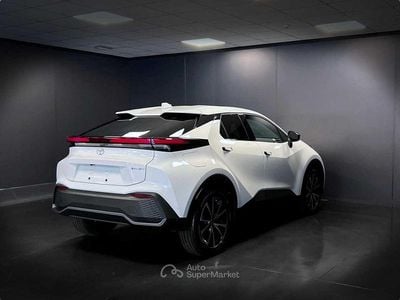 Nuova Toyota C-HR 151 CV (111 kW) 2025 Bianco SUV