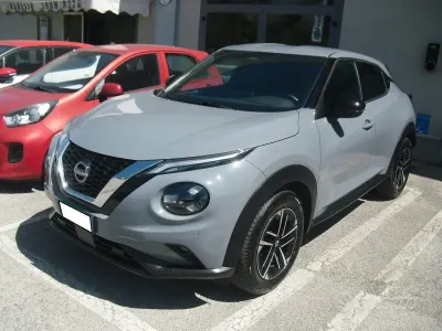 Usata Nissan Juke N-Connecta 114 CV (83 kW) 2025 Grigio SUV
