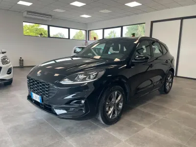 Usata Ford Kuga ST-Line 152 CV (111 kW) 2023 Nero SUV