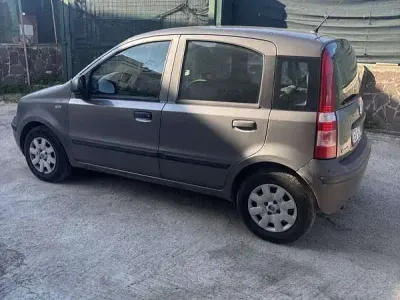 Usata Fiat Panda Dynamic 69 CV (50 kW) 2010 Grigio Utilitaria