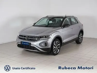 Usata VW T-Roc Style 116 CV (85 kW) 2023 Argento SUV