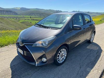 usata Toyota Yaris 1.0 5 porte Business