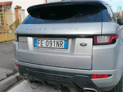 Usata Land Rover Range Rover evoque 150 CV (110 kW) 2016 Grigio Station wagon