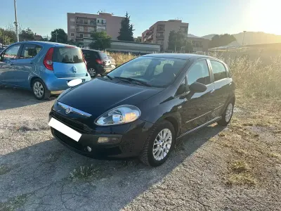 Usata Fiat Punto Evo S 75 CV (55 kW) 2011 Blu Utilitaria