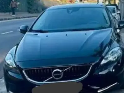 Usado Volvo V40 Business Edition 120 CV (88 kW) 2017 Berlina