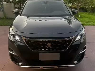Usata Peugeot 3008 GT-line 131 CV (96 kW) 2019 Bluazzurro SUV