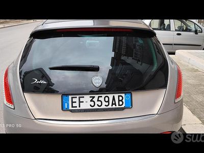 Usata Lancia Delta 120 CV (88 kW) 2010 Utilitaria