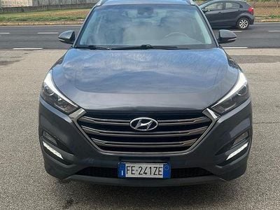 Grigio Usata 2016 Hyundai Tucson Xpossible SUV | 11.200 € (Buon prezzo)