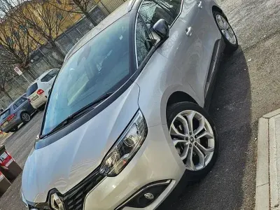 Usata Renault Grand Scénic IV 110 CV (80 kW) 2019 Grigio Monovolume