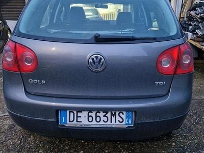 Usata VW Golf V Comfortline 105 CV (77 kW) 2007 Berlina