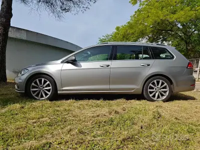 Usata VW Golf VII Executive 116 CV (85 kW) 2017 Grigio Station wagon