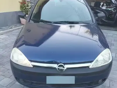 Usata Opel Corsa 75 CV (55 kW) 2002 Utilitaria