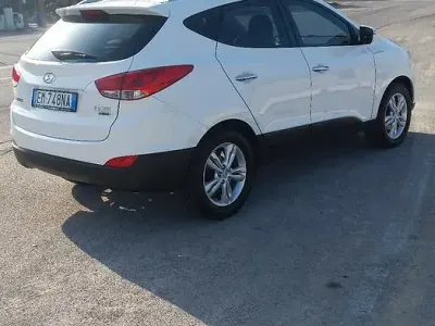 Usata Hyundai ix35 115 CV (84 kW) 2012 Bianco SUV