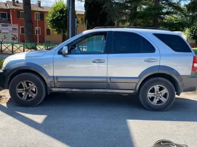 Begagnad Kia Sorento Active 140 HK (102 kW) 2004 Silver SUV