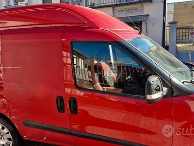Usata Fiat Doblò 2012 Rosso Monovolume