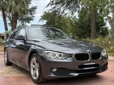 Usata BMW 318 Sport Line 143 CV (105 kW) 2013 Grigio Station wagon