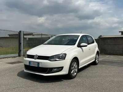 Usado VW Polo Highline 86 CV (63 kW) 2010 Utilitario