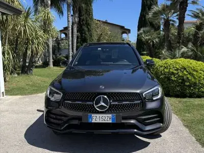 Gebraucht Mercedes GLC300 AMG line 245 PS (180 kW) 2020 SUV