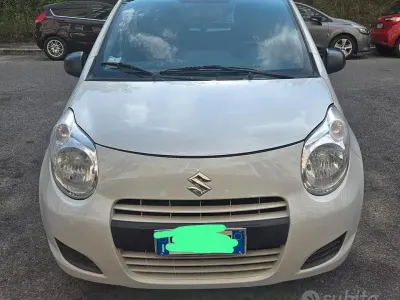 Usata Suzuki Alto 68 CV (50 kW) 2013 Bianco Utilitaria
