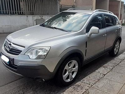 Usata Opel Antara Cosmo 150 CV (110 kW) 2008 Argento SUV