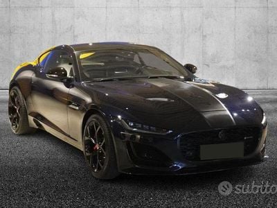 Usata Jaguar F-Type R-Dynamic 300 CV (220 kW) 2021 Blu/azzurro(met.) Coupé