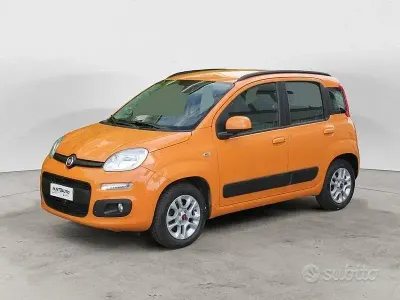 Usata Fiat Panda Lounge 69 CV (50 kW) 2018 Arancione Utilitaria