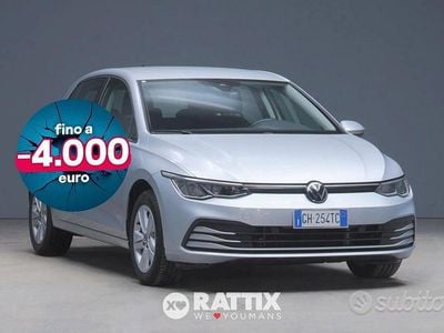 Usata VW Golf VIII Life 110 CV (80 kW) 2022 Argento Berlina