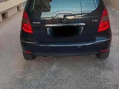 Usata Mercedes A180 Avantgarde 82 CV (60 kW) 2012 Nero Berlina
