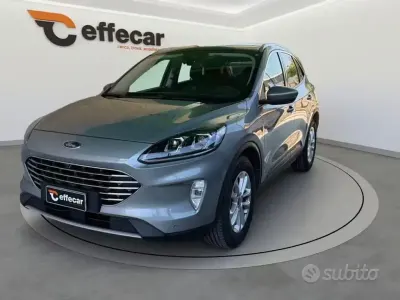 Usata Ford Kuga ST-Line X 120 CV (88 kW) 2021 Grigio SUV
