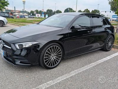 Usata Mercedes A180 116 CV (85 kW) 2019 Nero Berlina