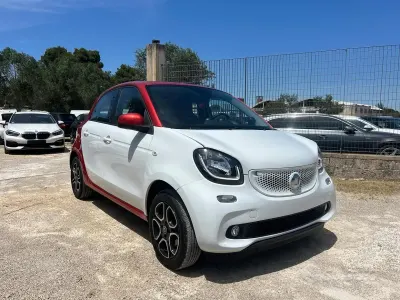 Usata Smart ForFour Passion 71 CV (52 kW) 2016 Bianco Utilitaria