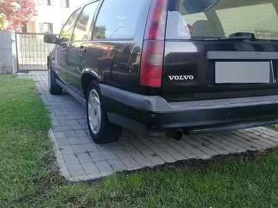 Usata Volvo 850 1996 Nero Station wagon