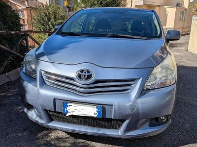 Usata Toyota Verso Sol 126 CV (92 kW) 2010 Blu/azzurro Monovolume