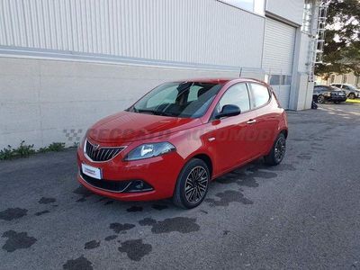 usata Lancia Ypsilon III 1.0 firefly hybrid Gold s&s 70cv 5p.ti