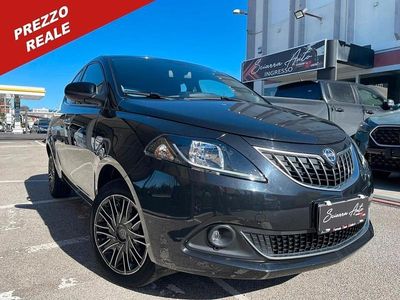 Usata Lancia Ypsilon Gold 71 CV (52 kW) 2023 Nero Utilitaria