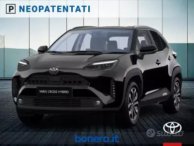 Nuova Toyota Yaris Cross Trend 130 CV (95 kW) 2026 Nero SUV