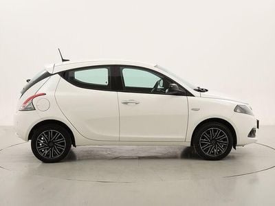 Usata Lancia Ypsilon Gold 69 CV (50 kW) 2022 Utilitaria
