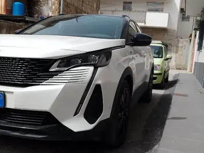 Usata Peugeot 3008 120 CV (88 kW) 2022 Bianco SUV